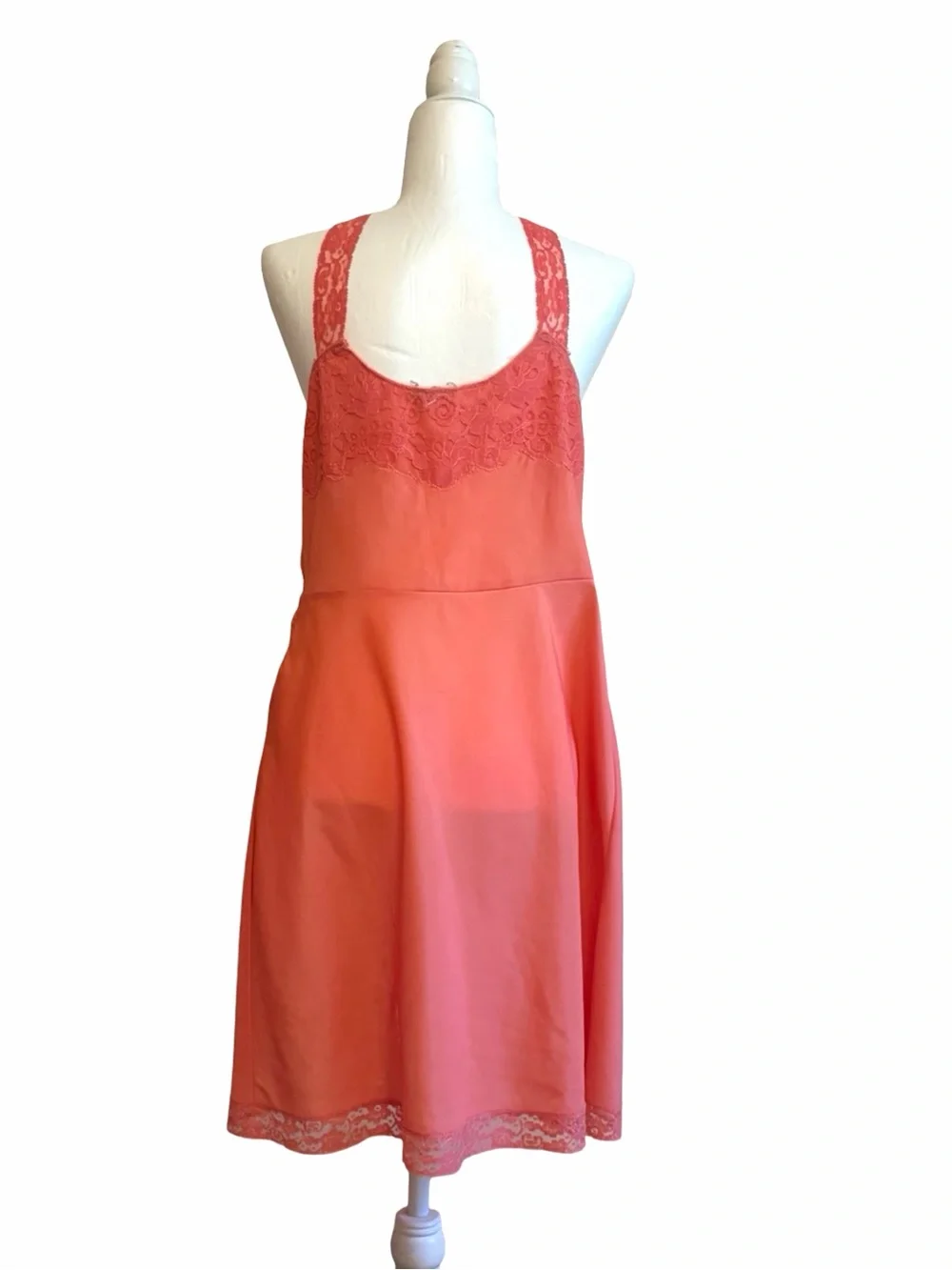 Vintage | Coral Pink Lace Trimmed Pin Up Slip - Picture 10 of 13